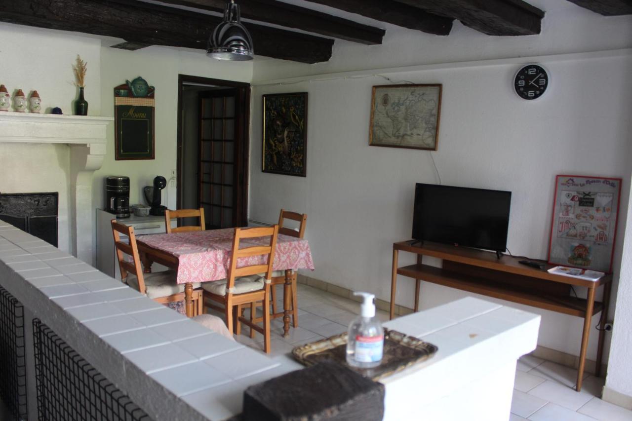 La Maison D'Odile Beaujeu-Saint-Vallier-et-Pierrejux Dış mekan fotoğraf